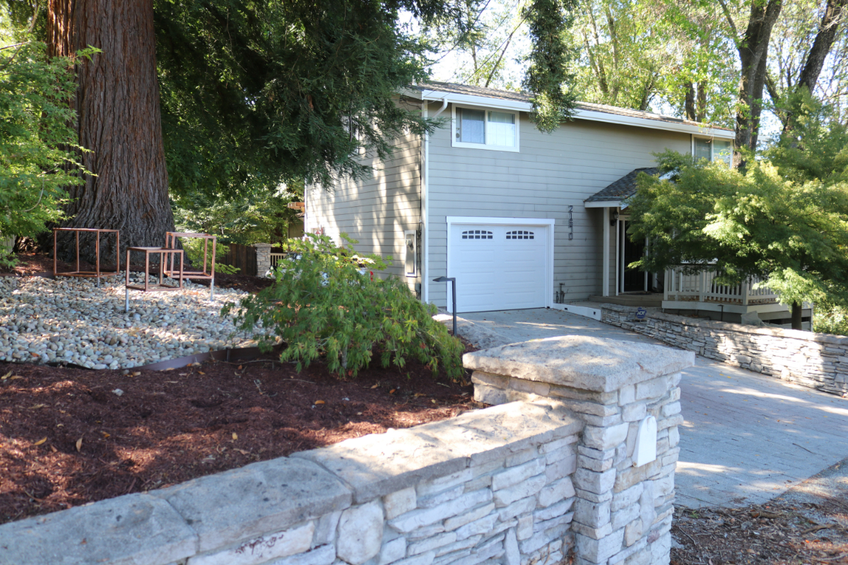 21670 Woolaroc Drive Los Gatos, CA 95033